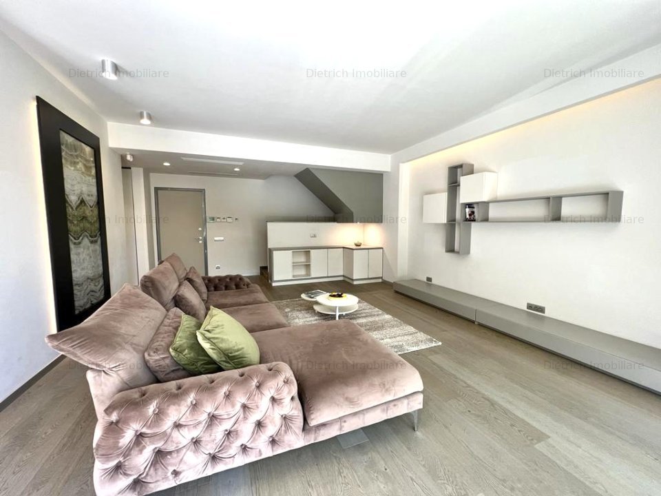 DE INCHIRIAT APARTAMENT 4 CAMERE EROU IANCU NICOLAE